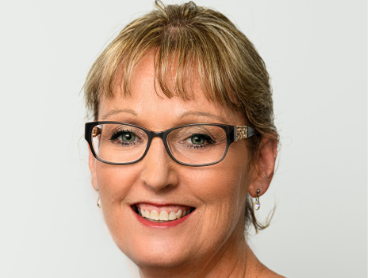 Profile photo of Jennifer Heath